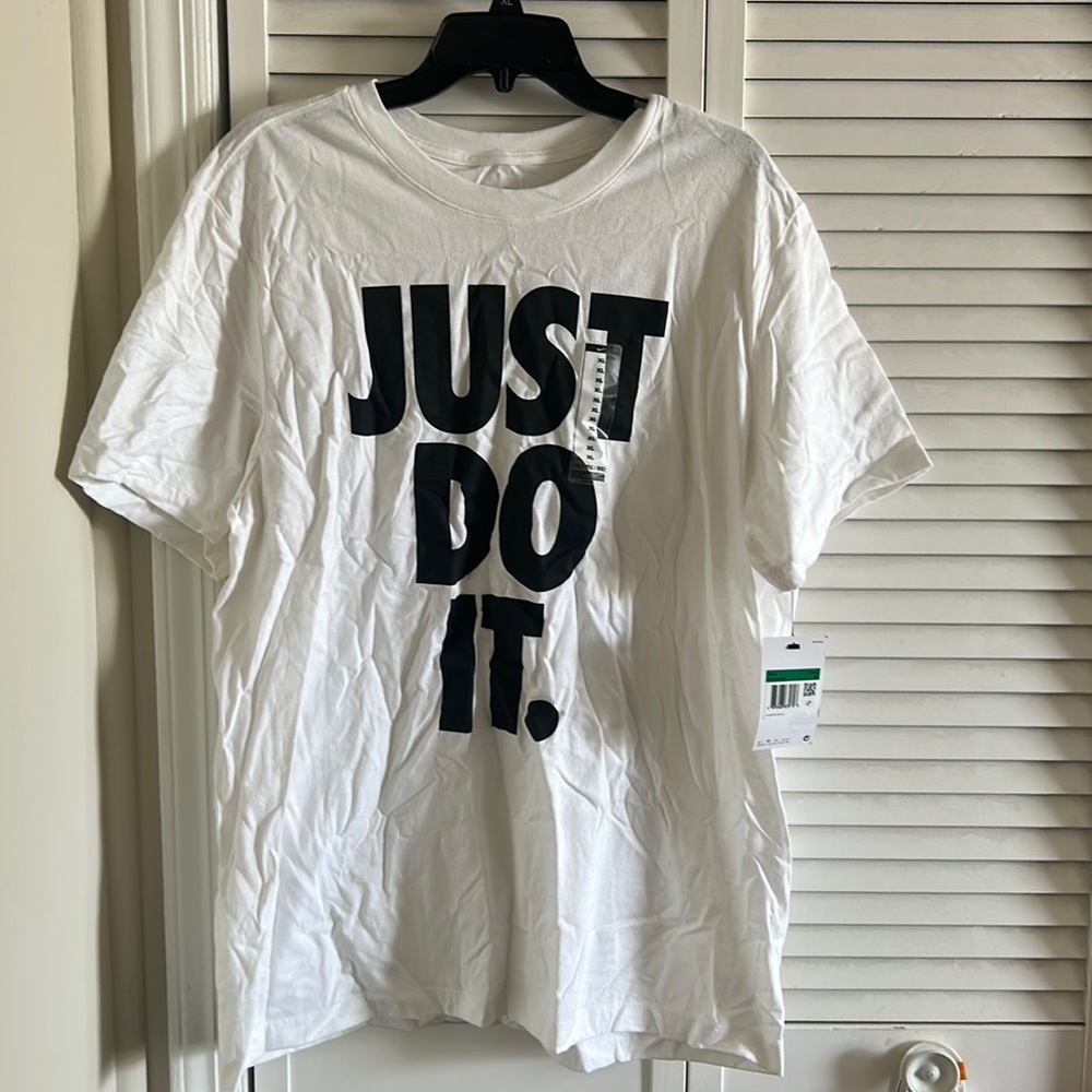 New Nike “Just Do It” Tee Shirt